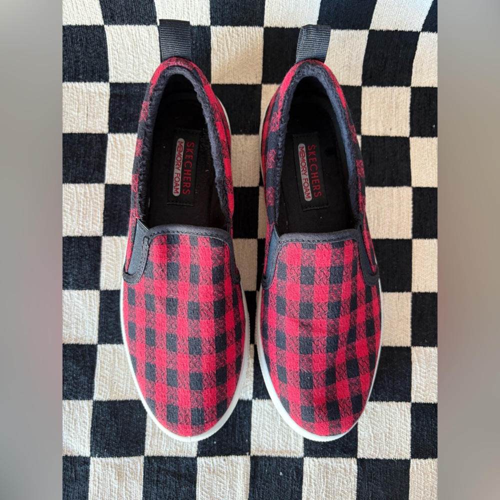 Skechers Poppy-St. Buff Sneakers-Size: 8-Color: Red/Black-Preowned, Worn Once - Picture 2 of 8